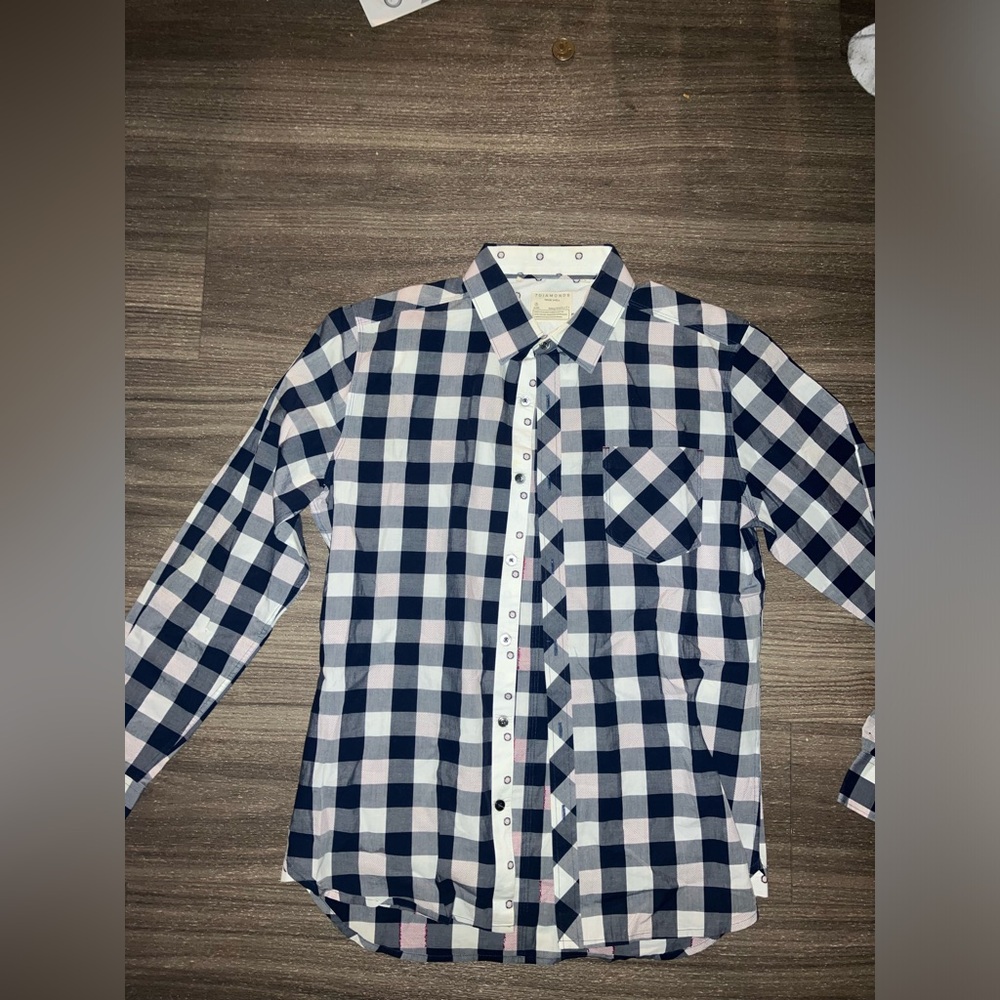 7 Diamonds Casual Button Down Shirt